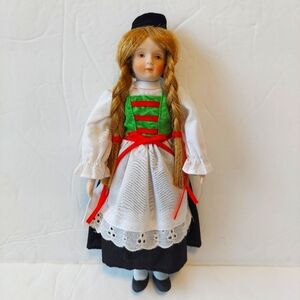 Heidi, Swiss Doll